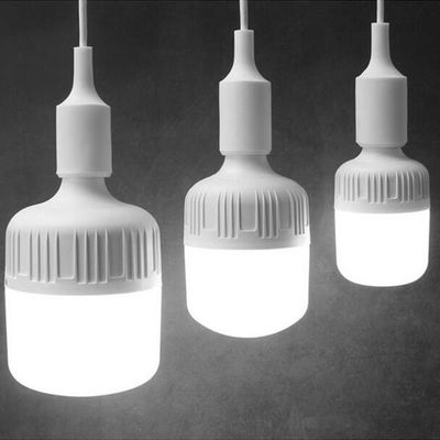 لمبة LED داخلية بتصميم خاص للإسكان مع قاعدة E27 / B22 من 5 وات إلى 60 وات